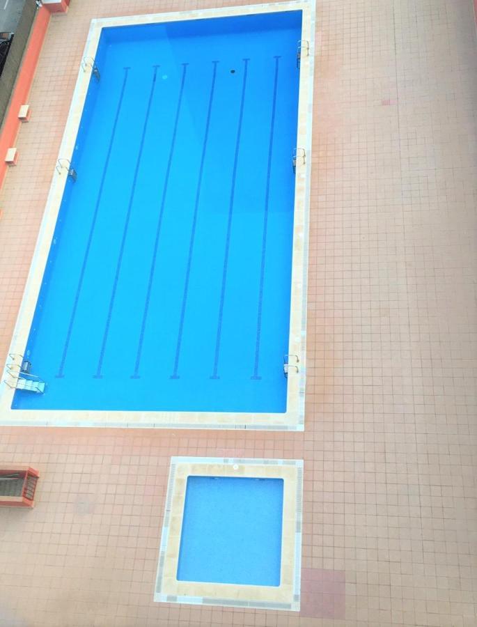 Apartamento Con Piscina Y Gran Terraza Con Vistas - Muy Cerca De La Playa, El Centro Y La Estacion Διαμέρισμα Vilassar De Mar Εξωτερικό φωτογραφία
