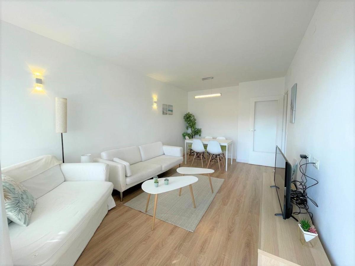 Apartamento Con Piscina Y Gran Terraza Con Vistas - Muy Cerca De La Playa, El Centro Y La Estacion Διαμέρισμα Vilassar De Mar Εξωτερικό φωτογραφία