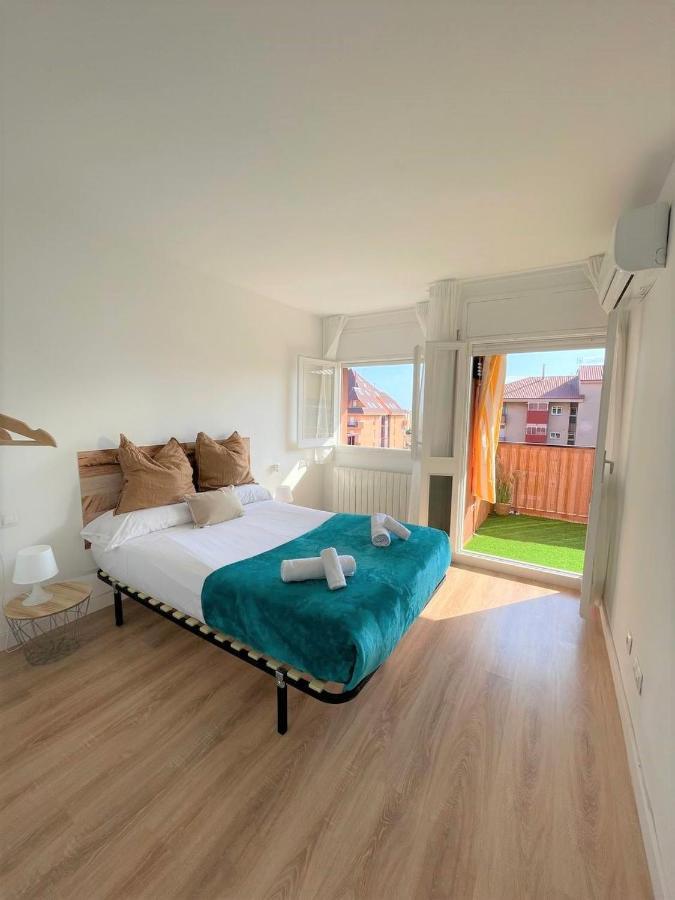 Apartamento Con Piscina Y Gran Terraza Con Vistas - Muy Cerca De La Playa, El Centro Y La Estacion Διαμέρισμα Vilassar De Mar Εξωτερικό φωτογραφία